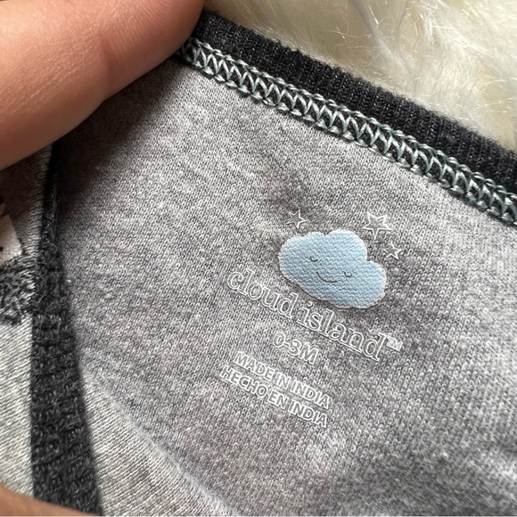 2 Baby Boys 0-3 months Cloud Island Rompers Gray Hedgehog Ebony/White Stripes - Picture 4 of 7